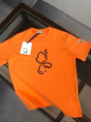 Moncler T-shirt