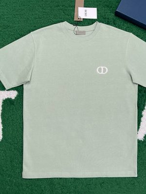 Dior T-shirt