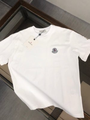 Moncler T-shirt