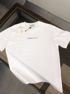 Moncler T-shirt