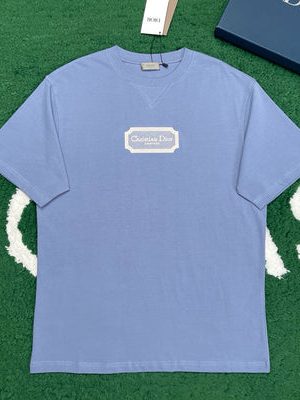 Dior T-shirt