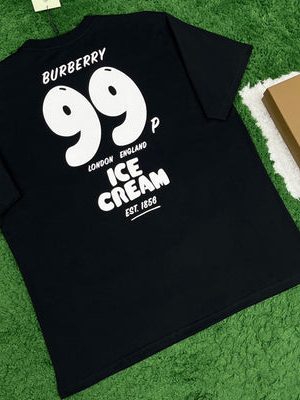 Burberry T-shirt