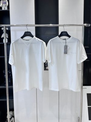 Dior T-shirt