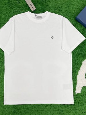 Dior T-Shirt