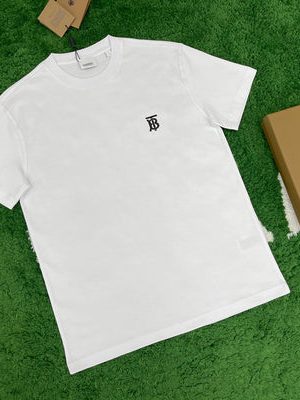 Burberry T-shirt